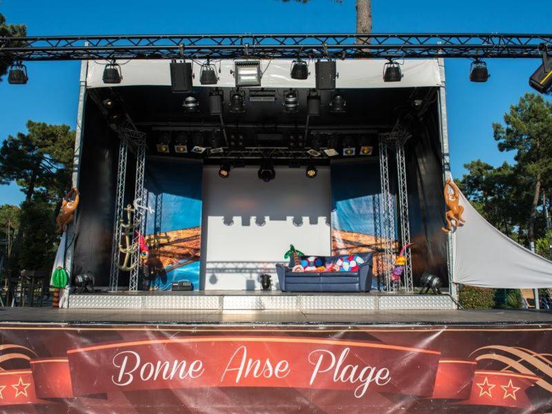 Camping Officiel Siblu Bonne Anse Plage ลาปัลมีร์ ภายนอก รูปภาพ