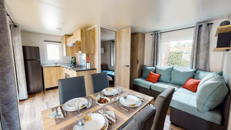 Camping Officiel Siblu Bonne Anse Plage ลาปัลมีร์ ภายนอก รูปภาพ
